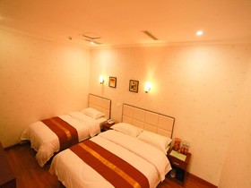 Young-Hi Holiday Inn