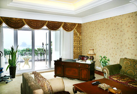 Zhanqiao Prince Hotel