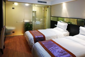 Zhanqiao Prince Hotel