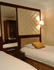 Qingpu Family Hotel