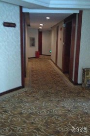 Qingpu Family Hotel