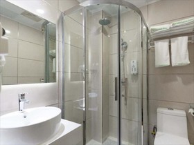 GreenTree Inn Qinhuangdao Beidaihe Express Hotel