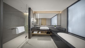 Holiday Inn Qinhuangdao Haigang
