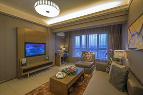 Jinjiang Peninsula Seasons Hotel