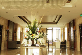 Jinjiang Peninsula Seasons Hotel