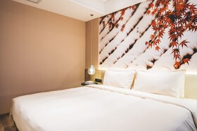 Atour Hongqiao