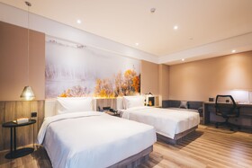 Atour Hongqiao