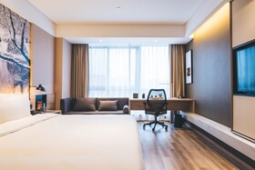 Atour Hongqiao