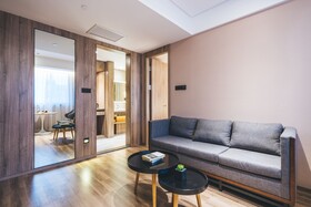 Atour Hongqiao