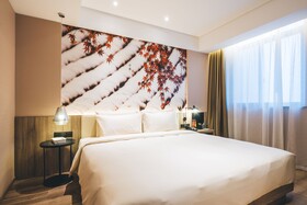 Atour Hongqiao