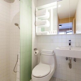 BaseLIVING Zhangjiang Serviced Apartment