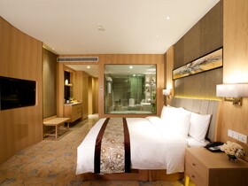 Crowne Plaza Shanghai Noah Square