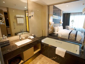 Crowne Plaza Shanghai Noah Square