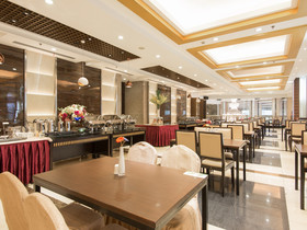 Dazhong Hotel