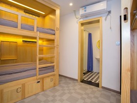 Dengba Hostel Shanghai Branch