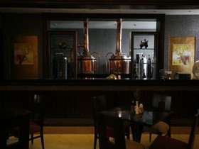 Donghu Lingang Hotel