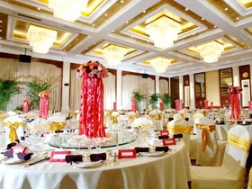 Donghu Lingang Hotel