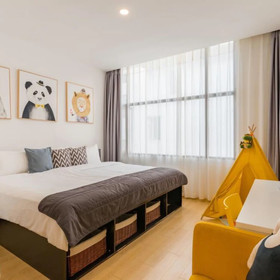 Floral Hotel Stay Along Shanghai