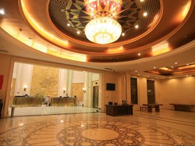 Gloria Plaza Hotel Hangtou