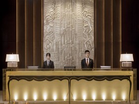 Golden Tulip Bund New Asia