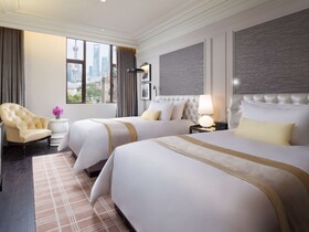 Golden Tulip Bund New Asia