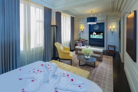 Golden Tulip Bund New Asia