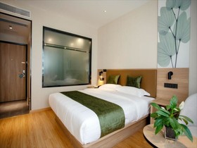 GreenTree Inn Express Shanghai Pudong Lingang New City Yunhan Road