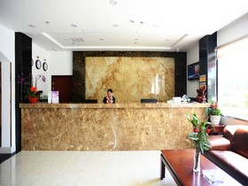 GreenTree Inn PuDong Disney Resort Airport Town Express Hotel