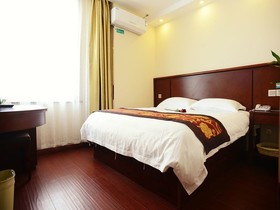 GreenTree Inn PuDong Disney Resort Airport Town Express Hotel