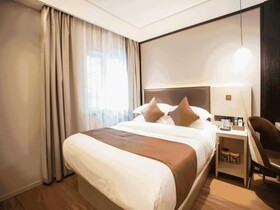GYA Shanghai Jiangpu Hotel