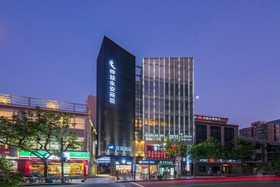 Hanting Express Shanghai North Sichuan Road
