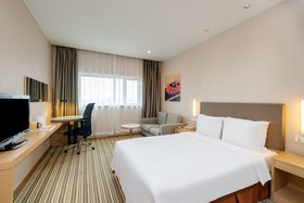 Holiday Inn Express Shanghai New Hongqiao