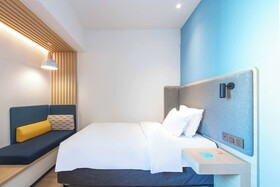 Holiday Inn Express Shanghai Pudong Airport