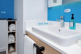 Holiday Inn Express Shanghai Pudong Airport