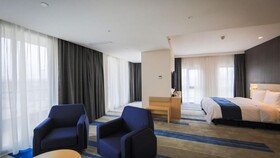 Holiday Inn Express Shanghai Pujiang