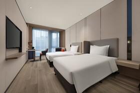 Holiday Inn Express Shanghai Pujiang