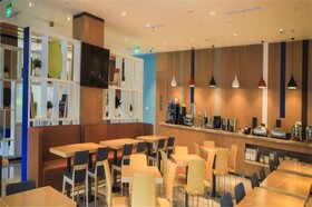 Holiday Inn Express Shanghai Pujiang