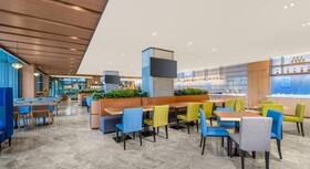 Holiday Inn Express Shanghai Pujiang