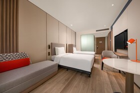 Holiday Inn Express Shanghai Pujiang