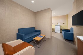 Holiday Inn Express Shanghai Pujiang