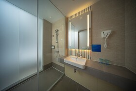 Holiday Inn Express Shanghai Pujiang
