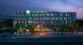 Holiday Inn Express Shanghai Pujiang