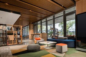Holiday Inn Express Shanghai Pujiang