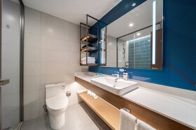 Holiday Inn Express Shanghai Pujiang Lianhang Road