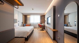 Holiday Inn Express Shanghai Pujiang Lianhang Road