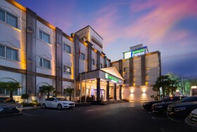 Holiday Inn Express Shanghai Pujiang Lianhang Road
