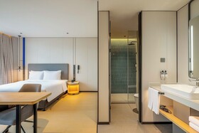 Holiday Inn Express Shanghai PVG Zhuqiao by IHG