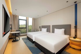 Holiday Inn Express Shanghai PVG Zhuqiao by IHG