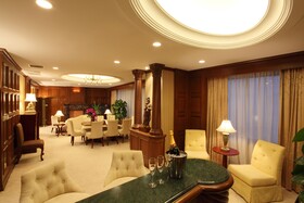 Holiday Inn Shanghai Nanjing Road