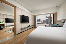 Holiday Inn Shanghai Nanjing Road